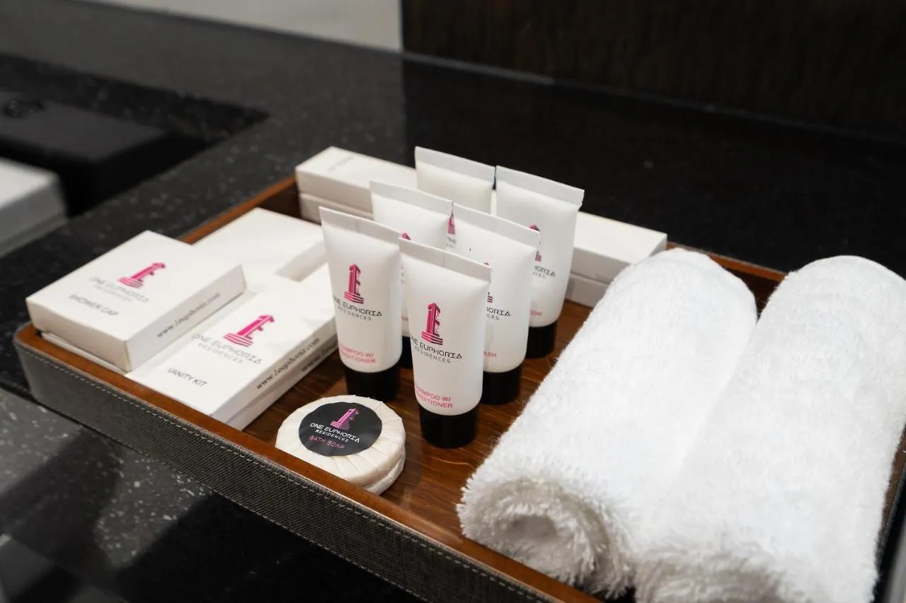 One Euphoria Luxe Hotel Angeles