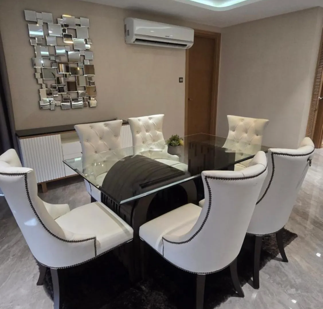 One Euphoria Luxe Hotel Angeles