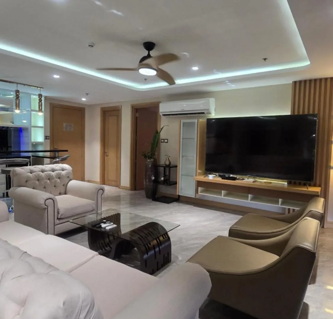 One Euphoria Luxe Hotel Angeles
