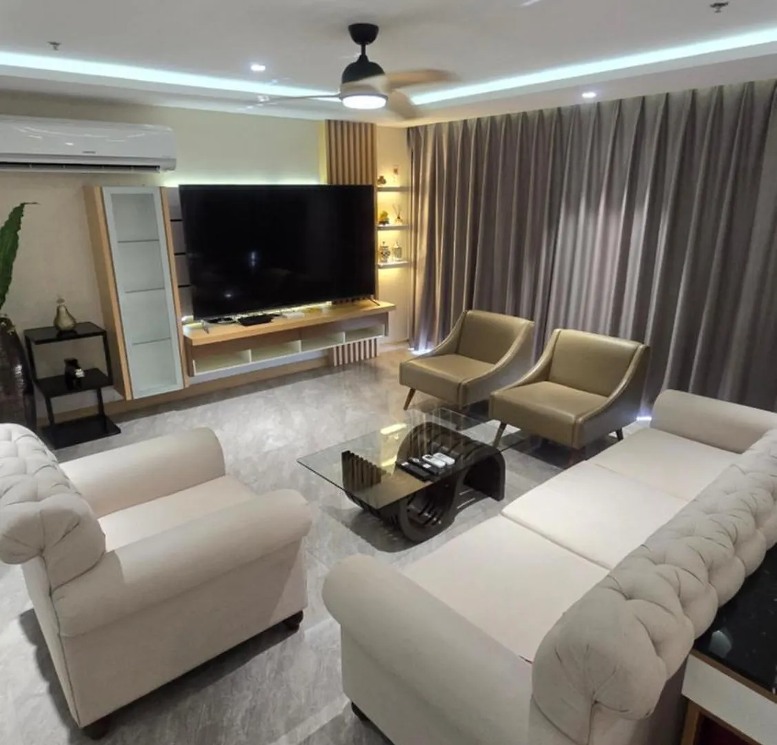 One Euphoria Luxe Hotel Angeles